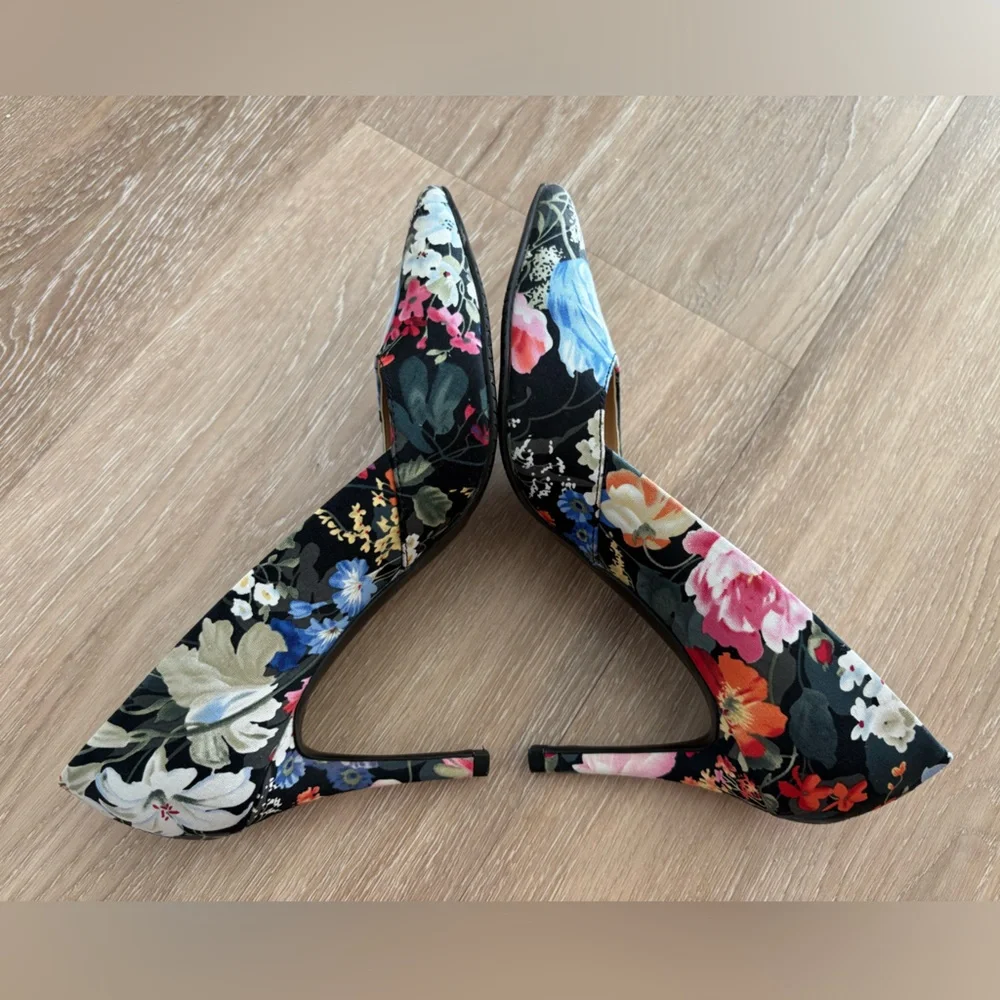Audrey Brooke Floral Heels (size 7)